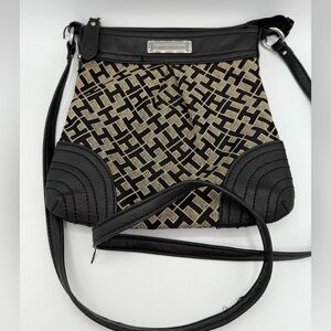 Tommy Hilfiger Monogram Crossbody Purse – Black &‎ Beige
